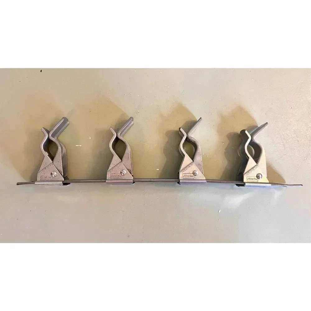 Vintage Metal‎ Clasp Candle Holder with Candles